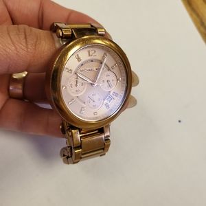 Michael Kors rose gold watch